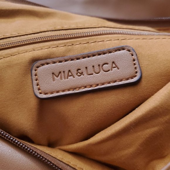 Mia & Luca Sequoia multi zipper & stitch purse - Picture 11 of 12